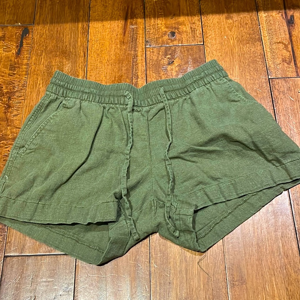 Old Navy linen shorts